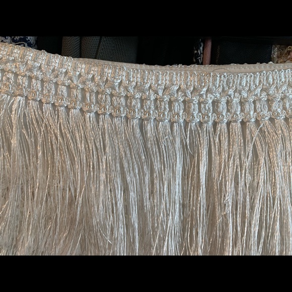 Missguided white fringe mini skirt - Picture 5 of 7